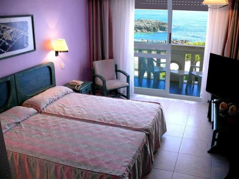 Hotel Torre Cristina Noja Exterior photo